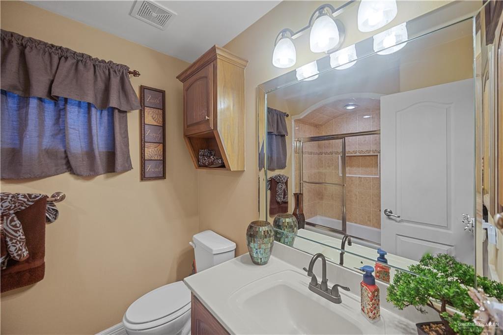 4203 Hill Crest Drive, Mission, Texas image 19