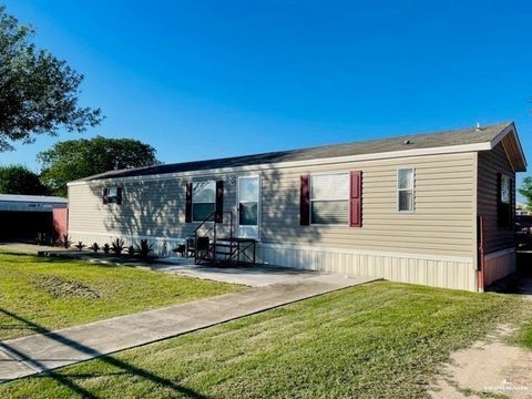 Mobile Home For Sale - 1501 Meadow Drive<br/> Weslaco, TX 78599