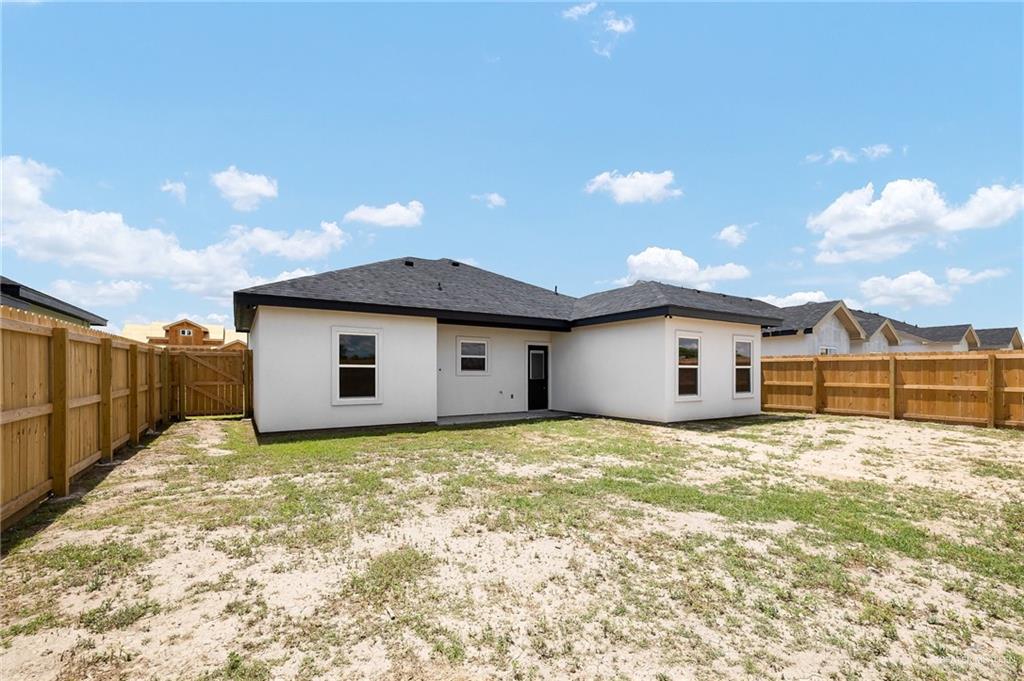 308 N Leon Avenue, Elsa, Texas image 11