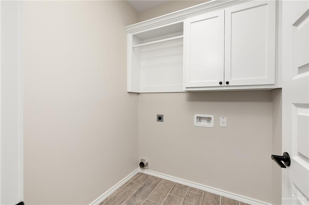 308 N Leon Avenue, Elsa, Texas image 5