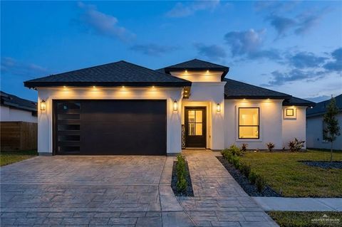 Photo of 901 Azalea Street, Mission, TX 78572 (MLS # 494373)