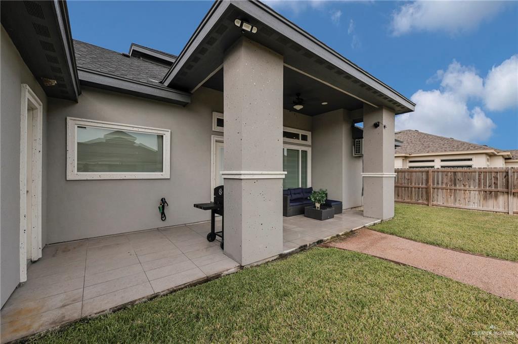 6073 Surrey Lane, Brownsville, Texas image 23