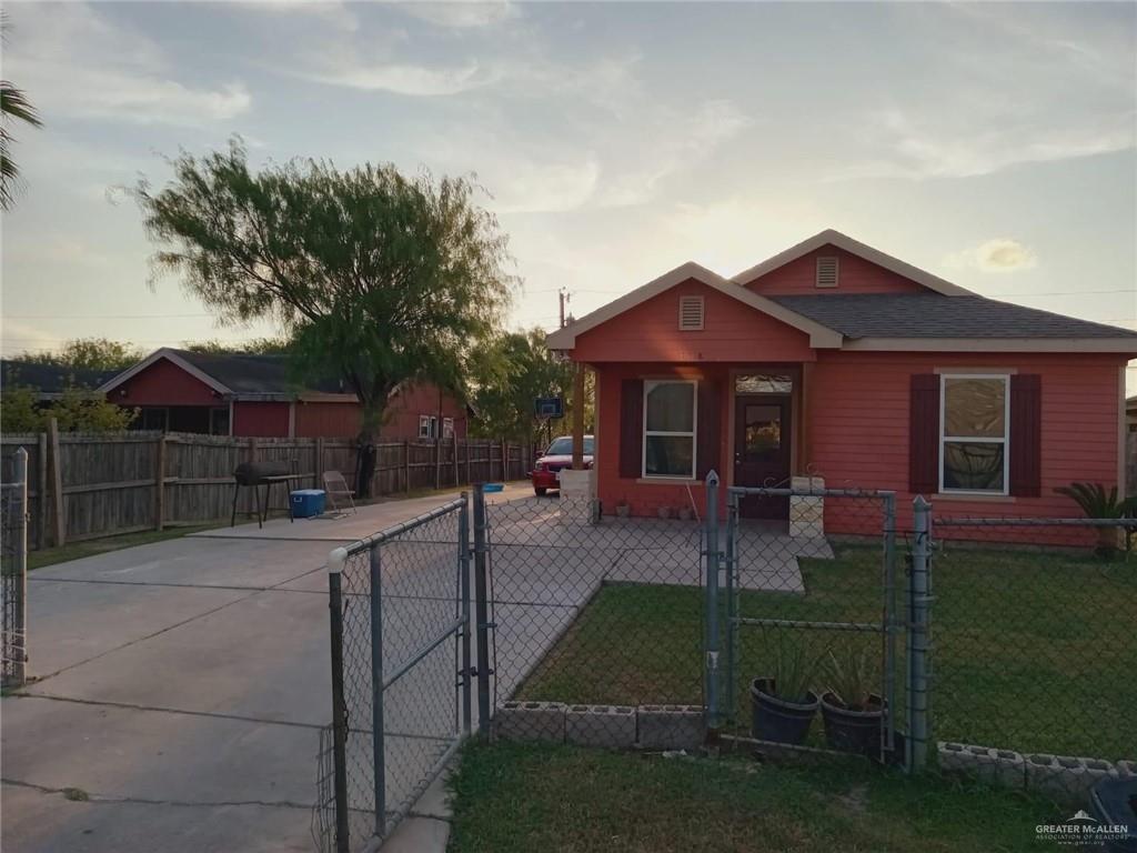 8818 Mould Drive, Pharr, Texas image 2