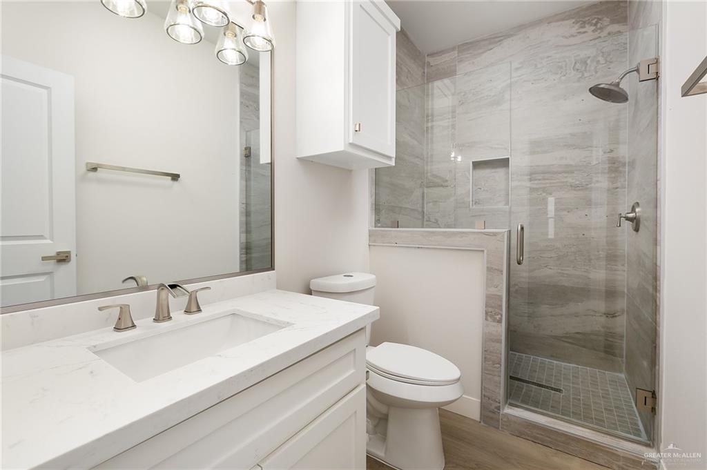2505 E Solar Drive, Mission, Texas image 13