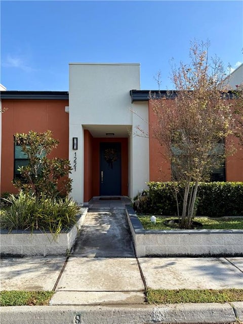 Townhouse For Rent - 1221 Ozark Avenue<br/> McAllen, TX 78504