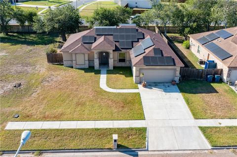 A home in Los Fresnos