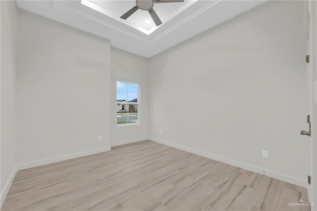 1007 Broken Arrow Drive, Alamo, Texas image 11