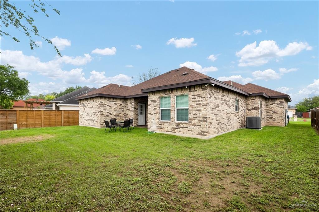 1009 Sunny Drive, Weslaco, Texas image 15