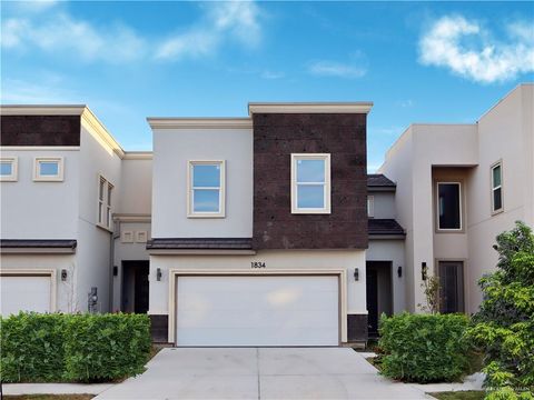 Townhouse For Sale - 1834 Sunset Drive<br/> Mission, TX 78572