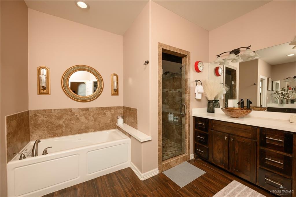 1502 Lobelia Street, Weslaco, Texas image 28