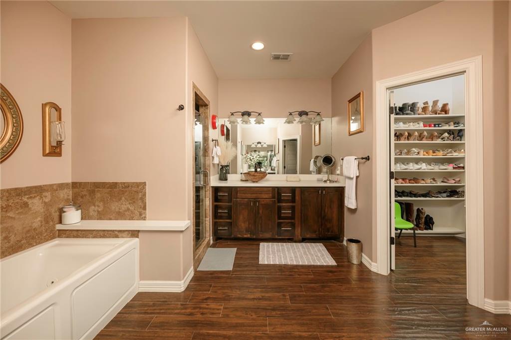 1502 Lobelia Street, Weslaco, Texas image 30