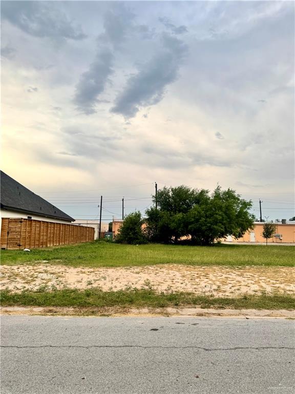124 E Quince Avenue, McAllen, Texas image 1