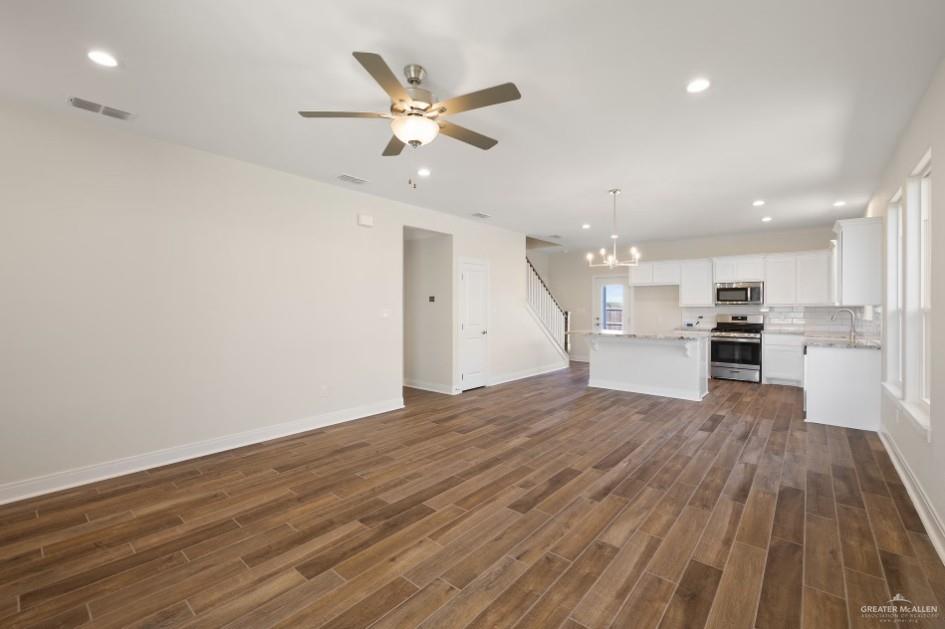 1516 E Silos Avenue, Edinburg, Texas image 3