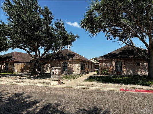 1816 ARUBA DR, EDINBURG, TX 78541 - Image c60e1ffaa794401b2bf1081f60919e8e/4246703056