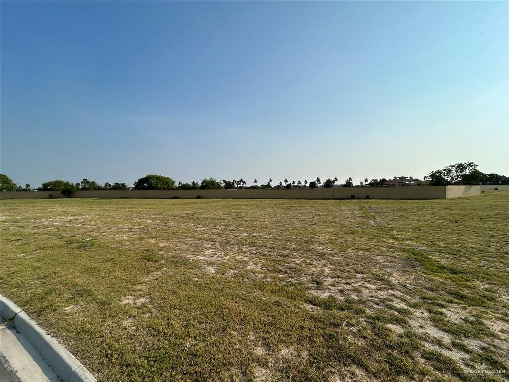 4821 Town Lake Drive, McAllen, Texas image 1