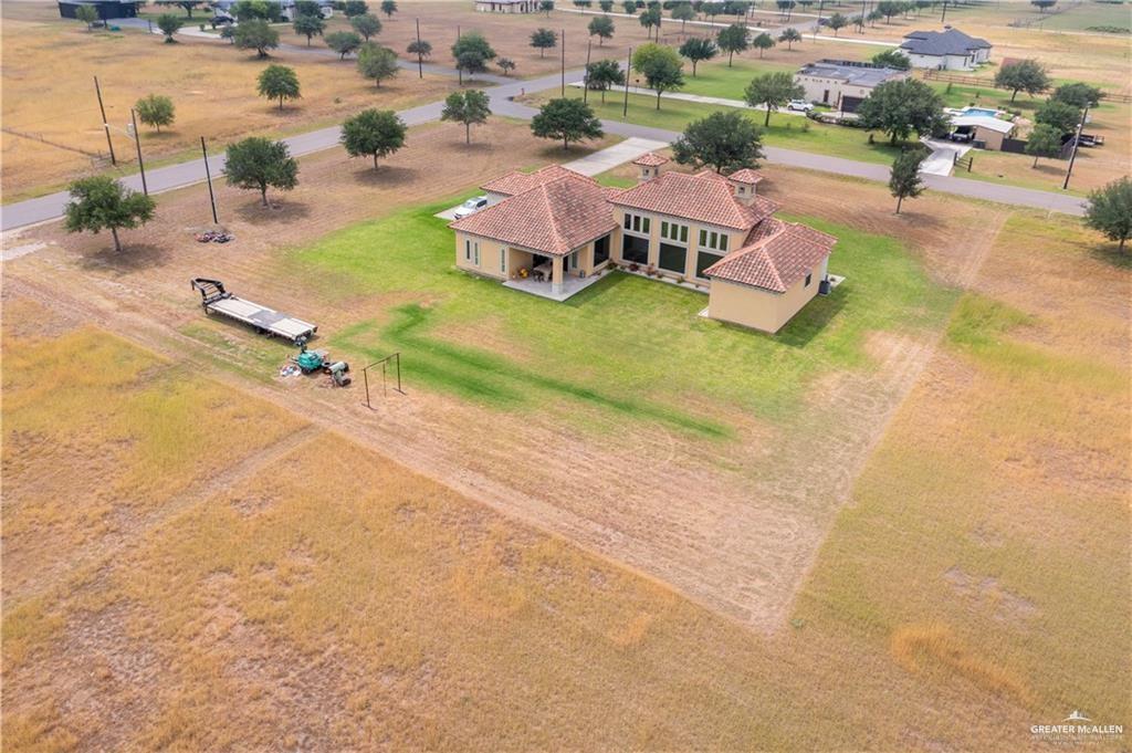 8702 Oak Meadow Drive, Edinburg, Texas image 13