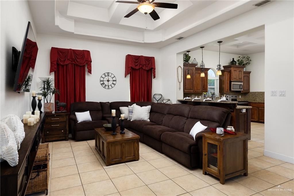 806 Beryl Circle, Weslaco, Texas image 14
