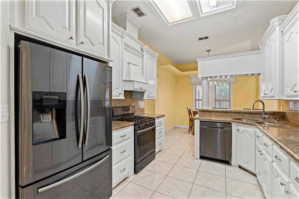 1800 E 24th Street, Mission, Texas image 4