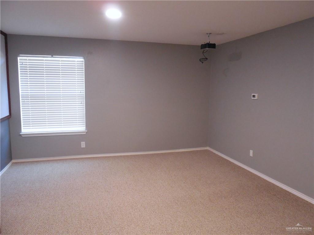 Edinburg, Texas 78541, United States, 4 Bedrooms Bedrooms, ,3 BathroomsBathrooms,Residential,Pending,15578