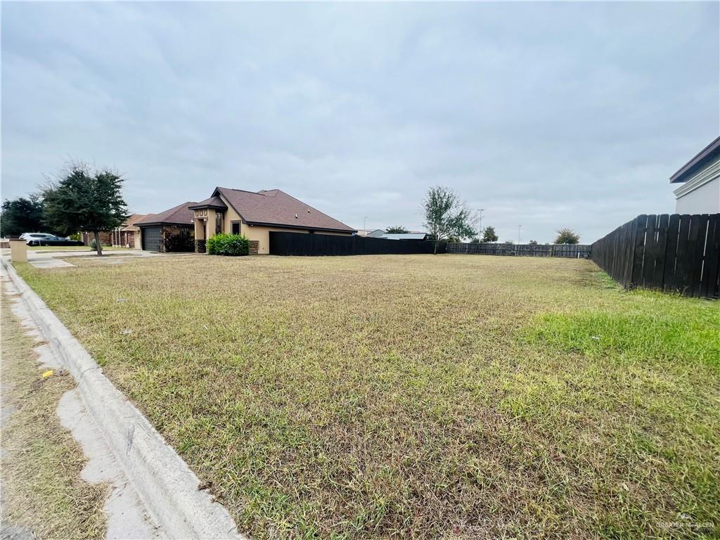 618 W 27th Street, Mission, Texas image 4