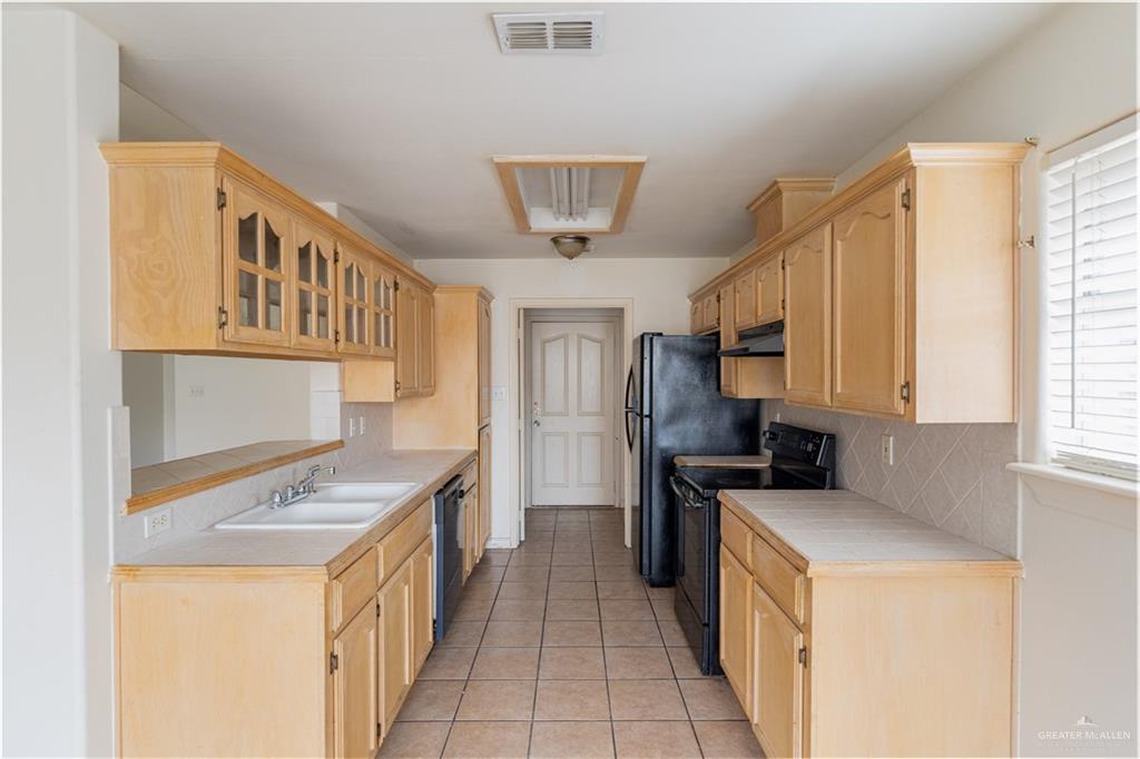 4307 N 27th Lane, McAllen, Texas image 6