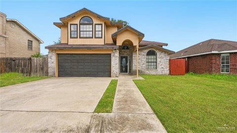 Homes For Sale - 2418 N 28th Lane<br/> McAllen, TX 78501