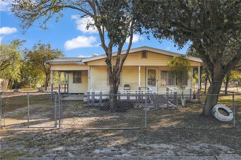Photo of 613 Ebony Street, San Juan, TX 78589 (MLS # 487602)