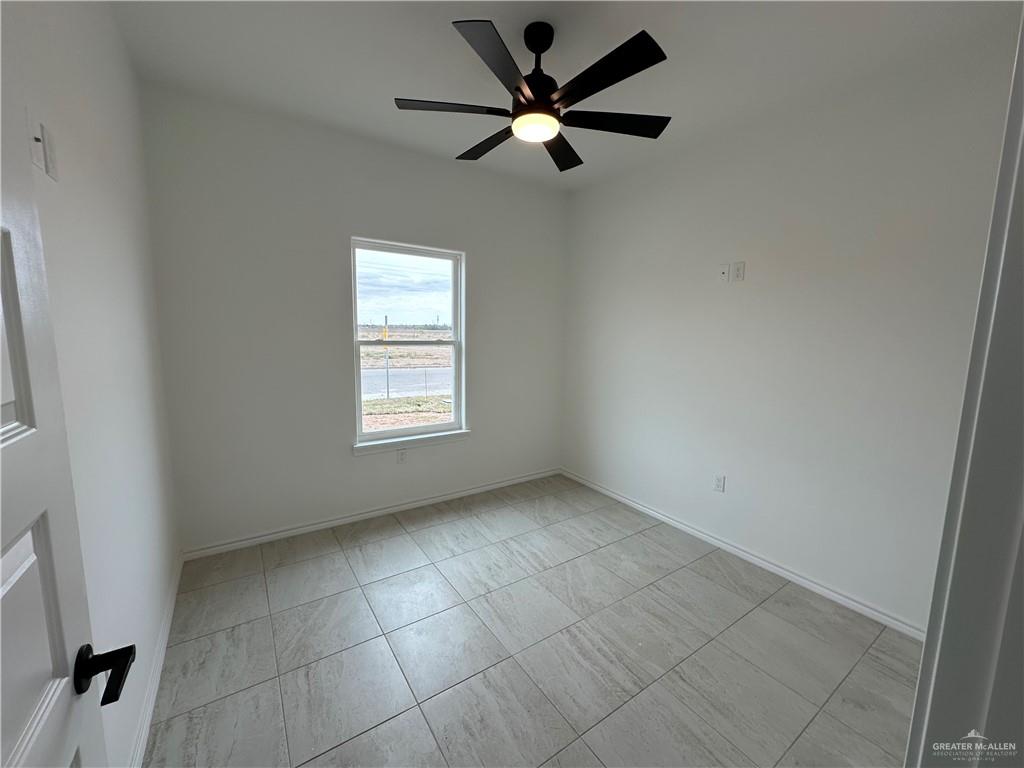 428 N Leon Avenue, Elsa, Texas image 12