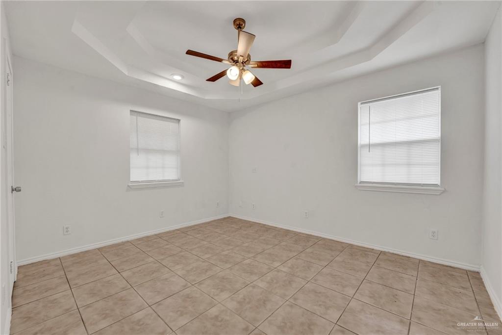 704 Denise Circle, La Joya, Texas image 8