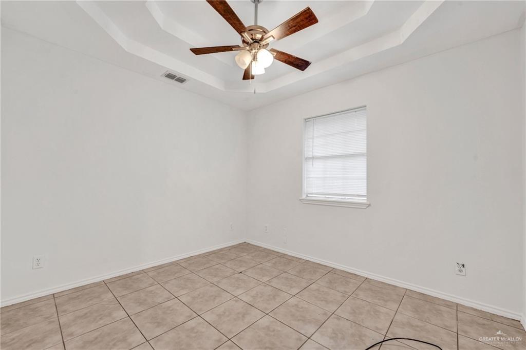704 Denise Circle, La Joya, Texas image 3