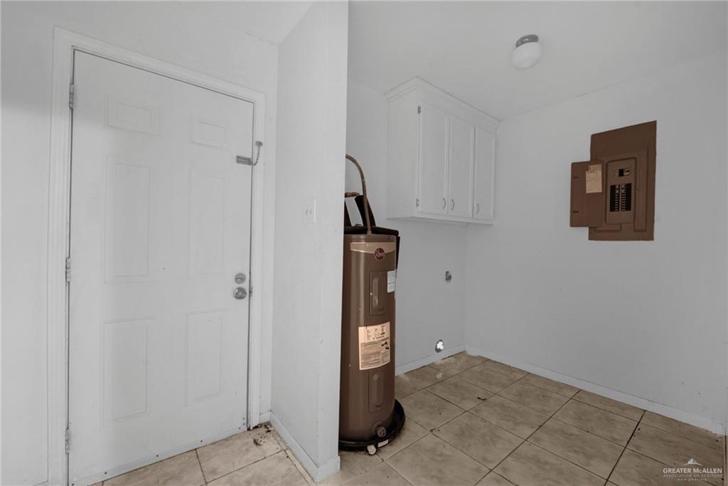 704 Denise Circle, La Joya, Texas image 13