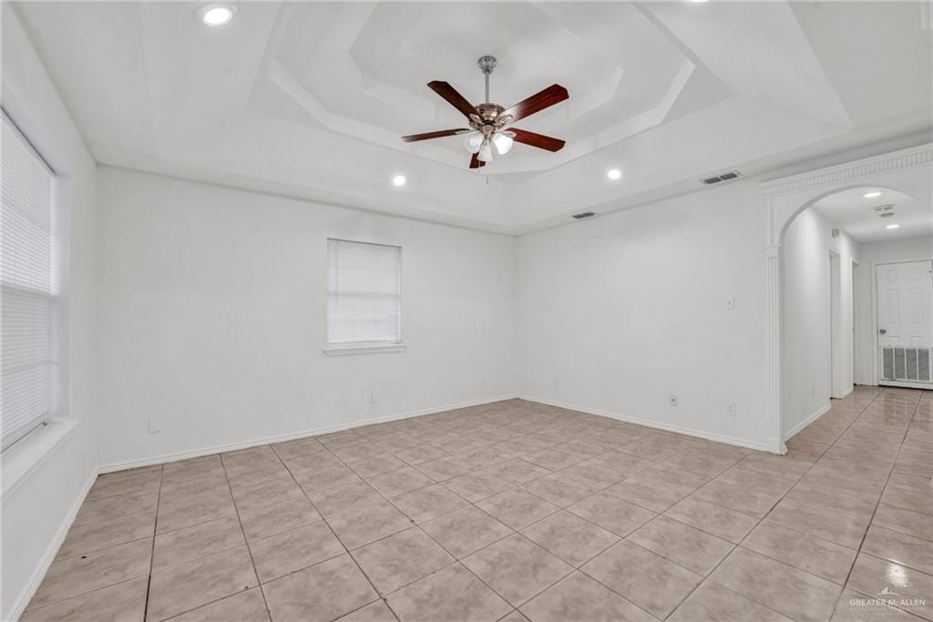 704 Denise Circle, La Joya, Texas image 11