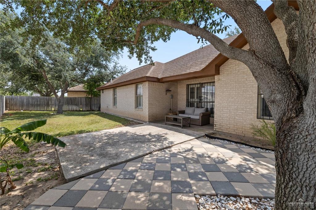 3223 Campanario Circle, Edinburg, Texas image 13