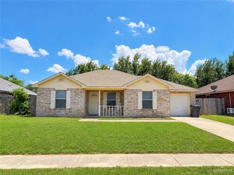 Homes For Sale - 1913 W 40th Street<br/> Mission, TX 78573