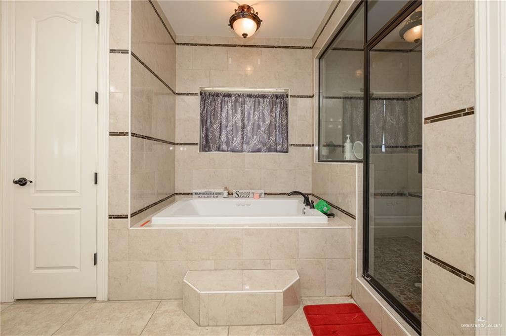 425 Amanda Court, Alamo, Texas image 30