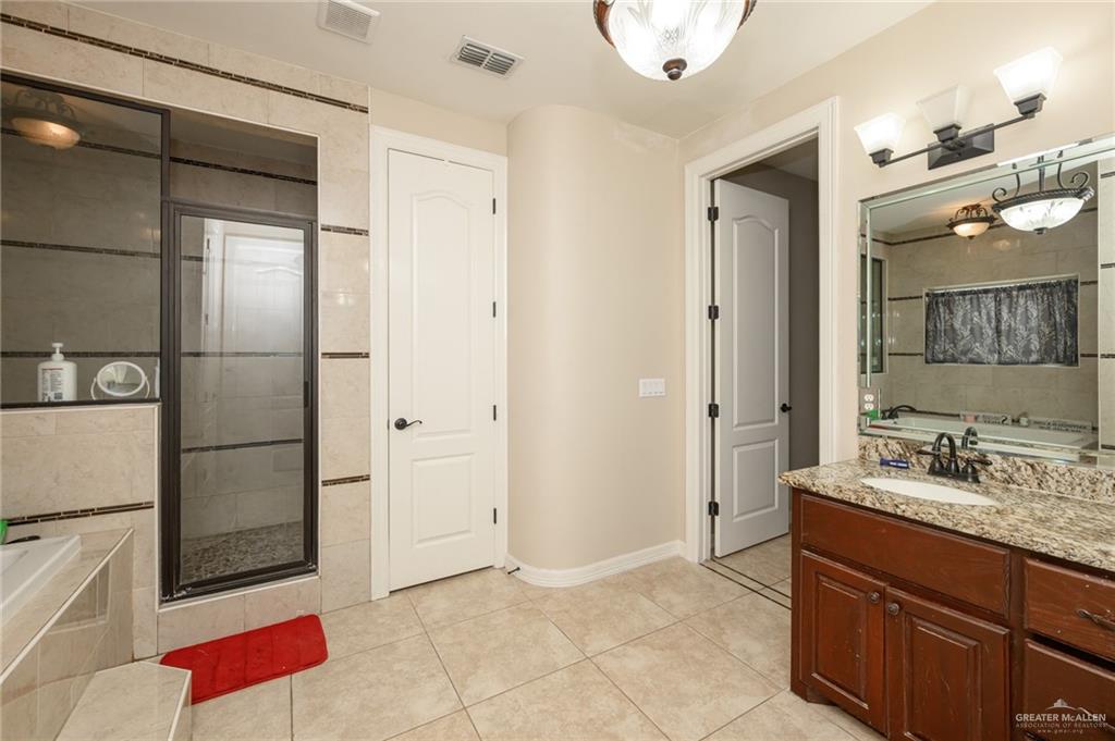 425 Amanda Court, Alamo, Texas image 28