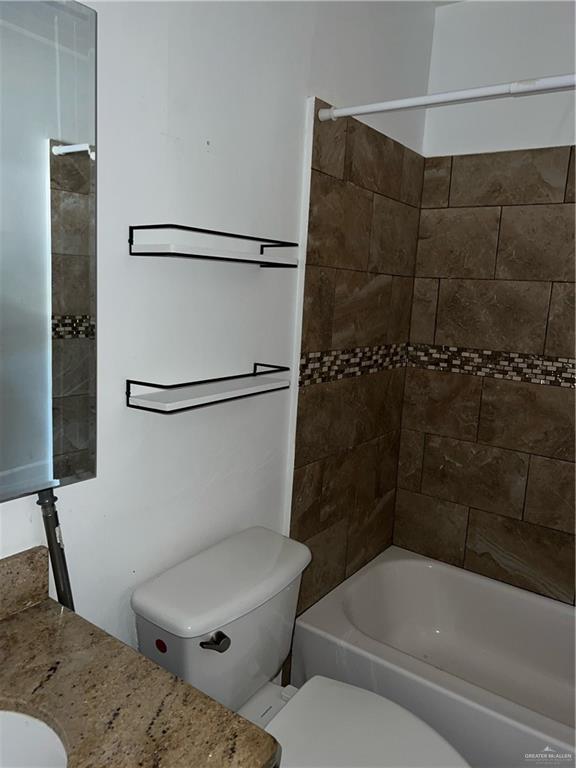 413 W Hawk Avenue, Pharr, Texas image 4