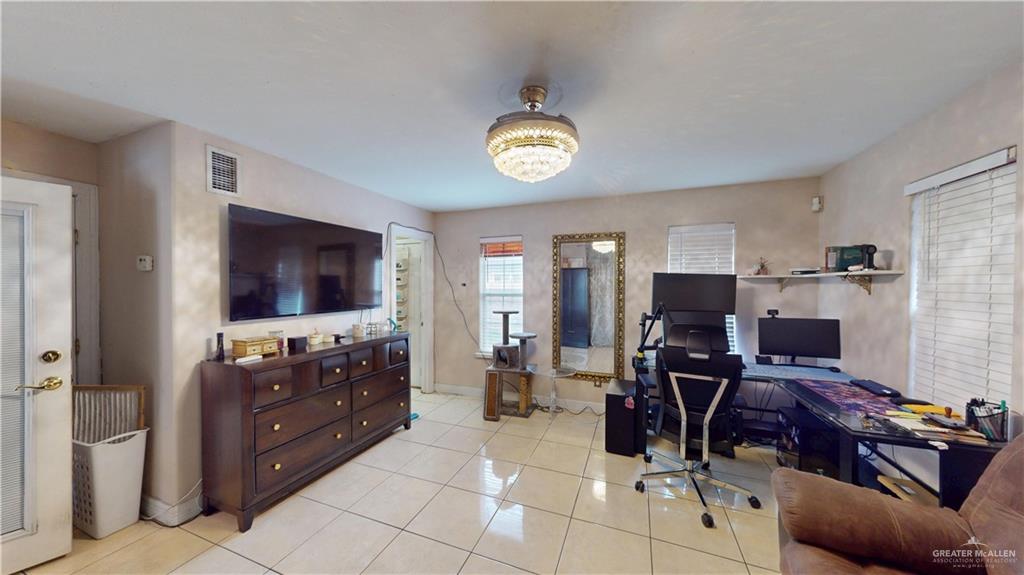 2802 Huisache Avenue, Edinburg, Texas image 12