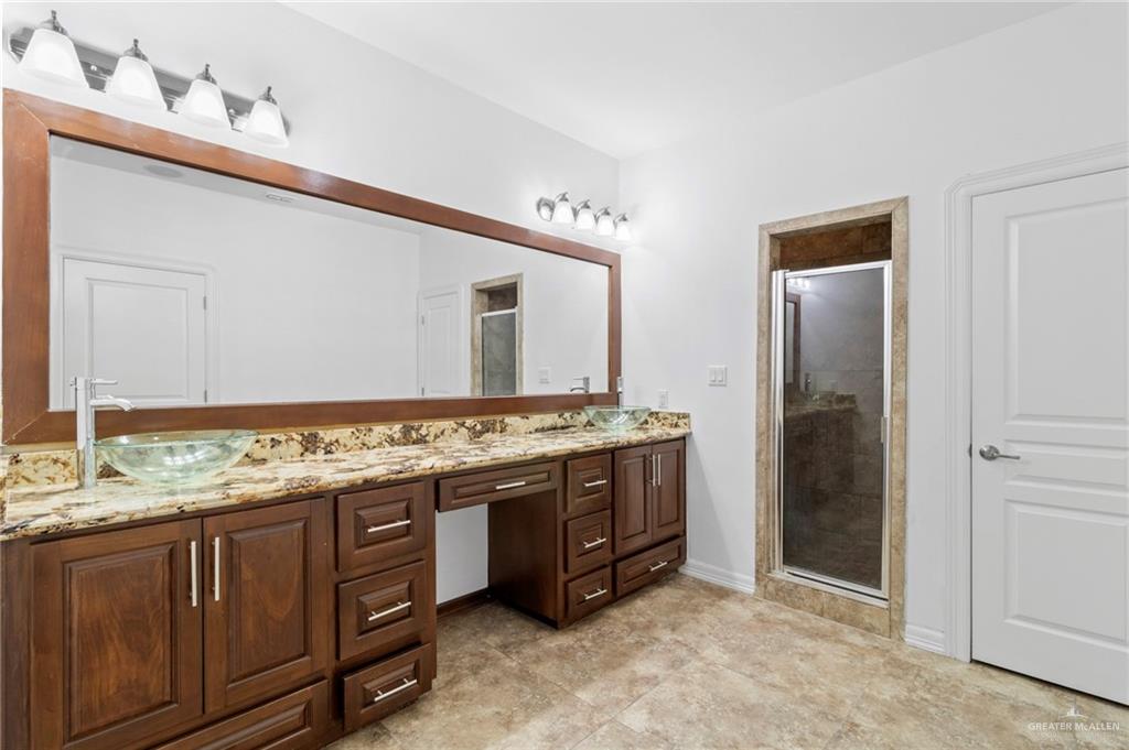 2700 Fairmont Avenue, McAllen, Texas image 13