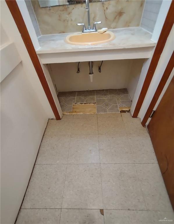 11848 Orange Grove Road, Mercedes, Texas image 3