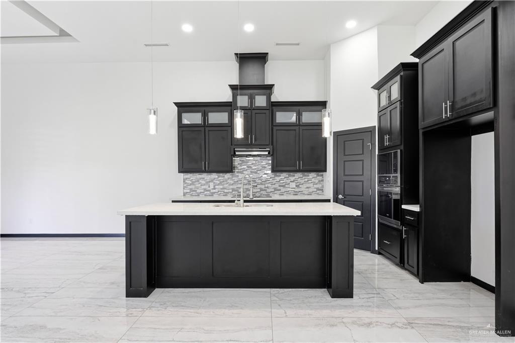 4120 Wisteria Avenue