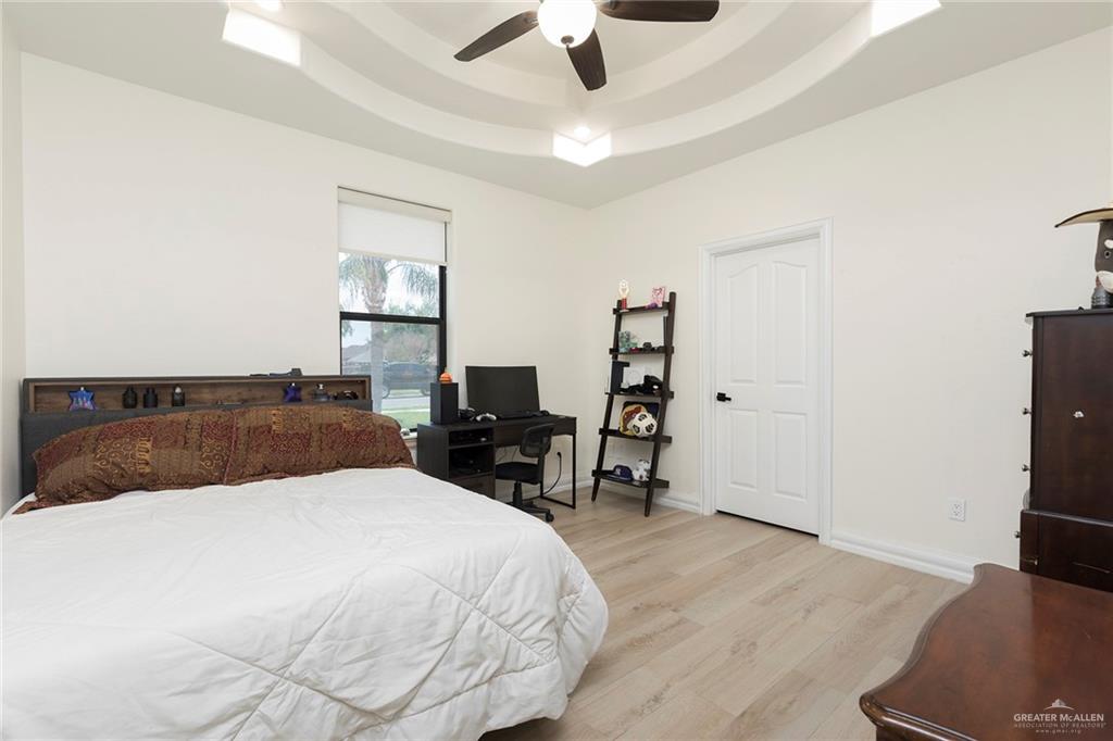 3225 Water Oak Drive, Edinburg, Texas image 11