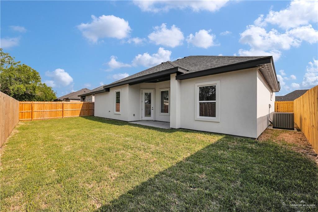 1408 Truvia Lane, Weslaco, Texas image 10