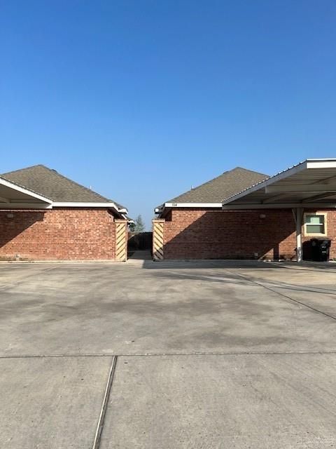 Multifamily For Sale - 606 S Linda Street<br/> Alton, TX 78573