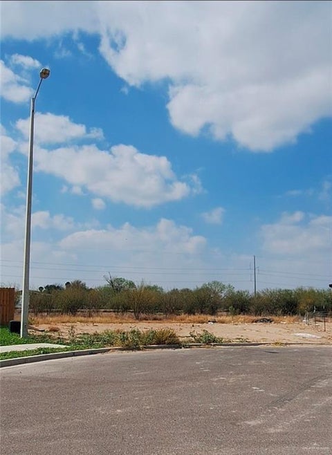 Vacant Land For Sale - N Woody Street<br/> Edinburg, TX 78541
