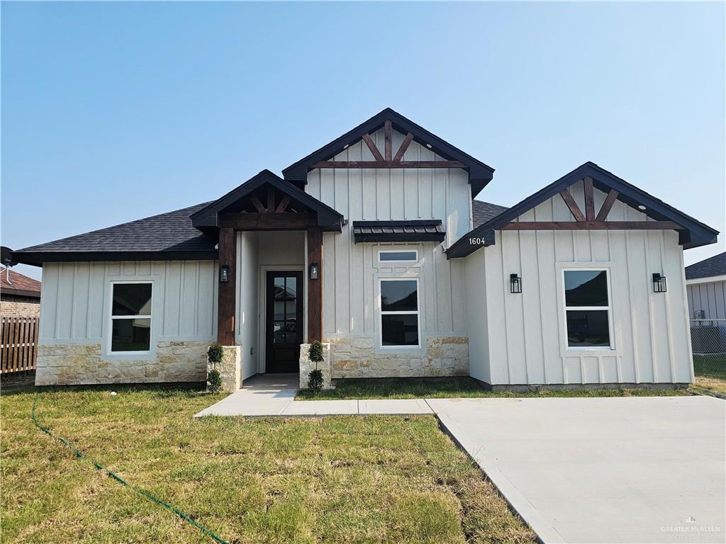 1604 Matilda Rose Street, Weslaco, Texas image 1