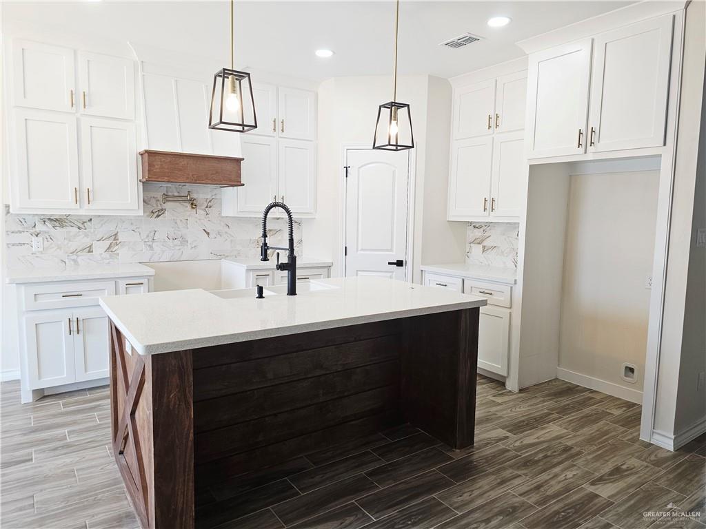 1604 Matilda Rose Street, Weslaco, Texas image 3