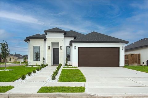 Photo of 1015 E Pecan Street, Alton, TX 78573 (MLS # 501400)
