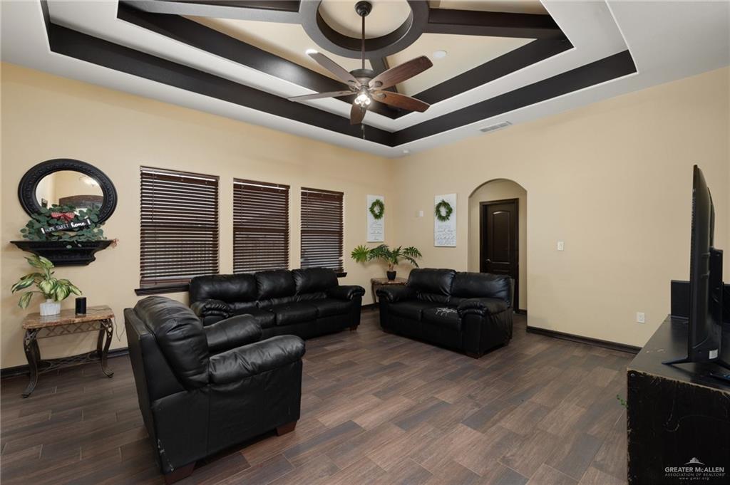 3621 Sawgrass Street, Weslaco, Texas image 3