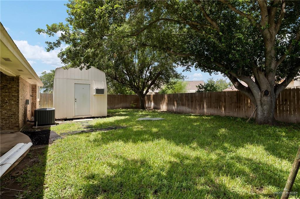 1228 S Huisache Street, Pharr, Texas image 15